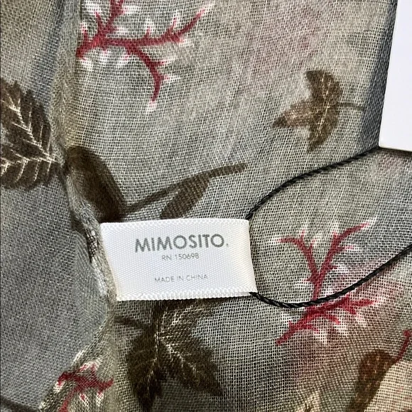 Mimosito Floral Patterned Scarf, NWT. - Picture 7 of 10